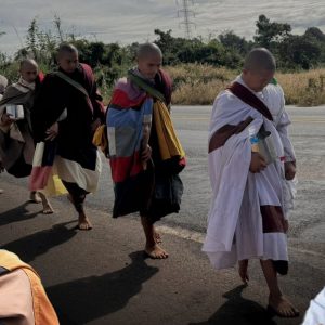 Đoàn Văn Báu – “hộ pháp” hay “giám sát” sư Thích Minh Tuệ